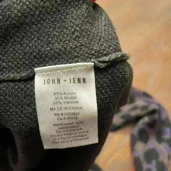 John + Jenn Sweater turtleneck - Picture 7 of 8